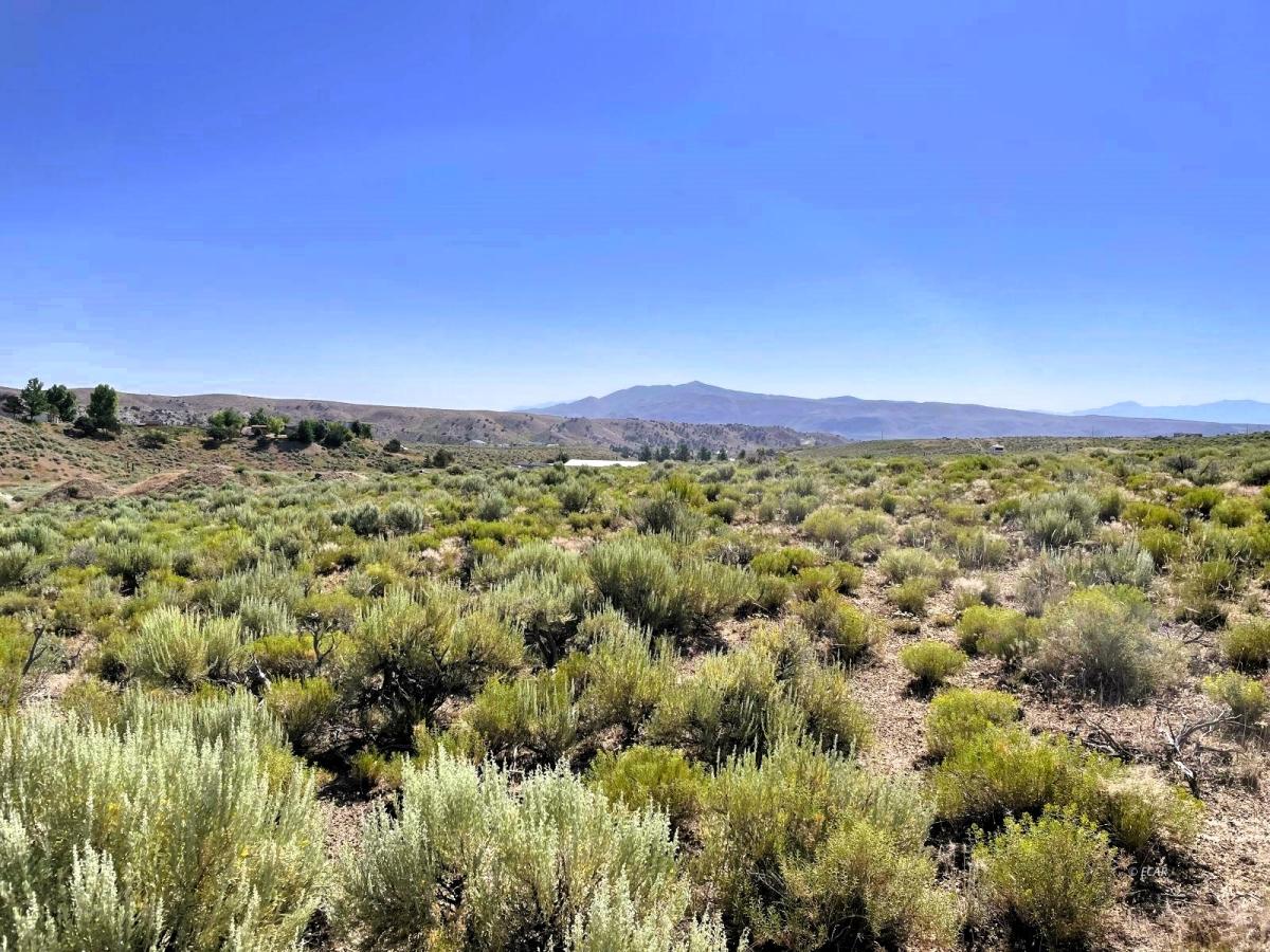 2.07 Acres for Sale in Elko, Nevada