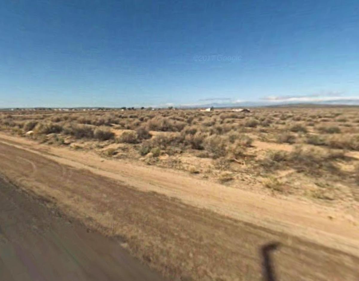 .17 Acres for Sale in North Edwards, California