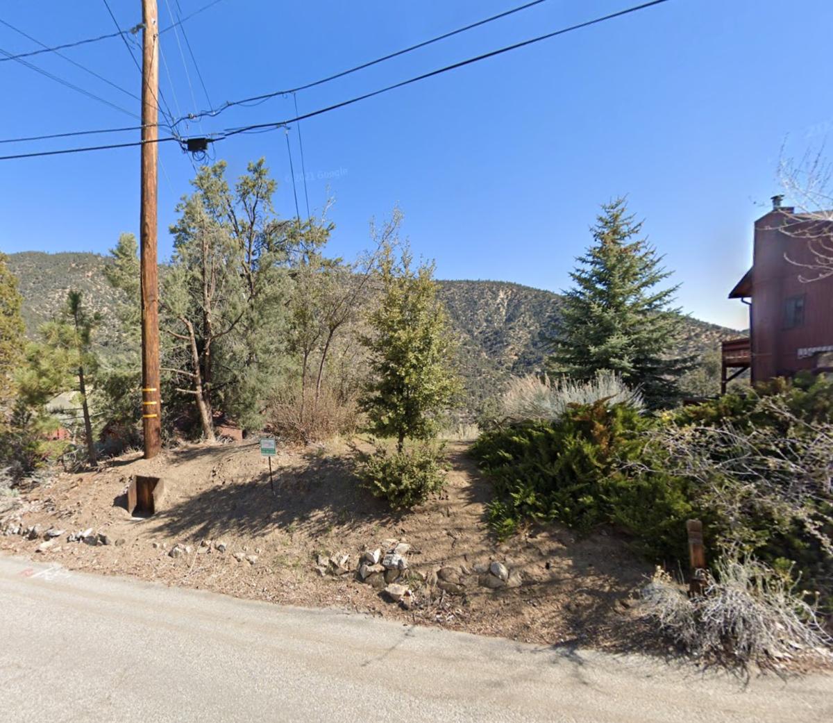 0.63 Acres for Sale in Pine Mountain Club, California