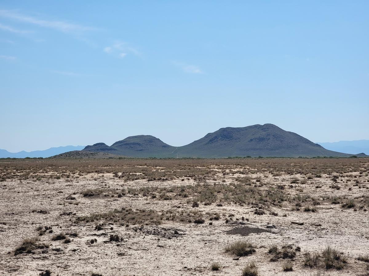 0.86 Acres for Sale in Sunsites, Arizona