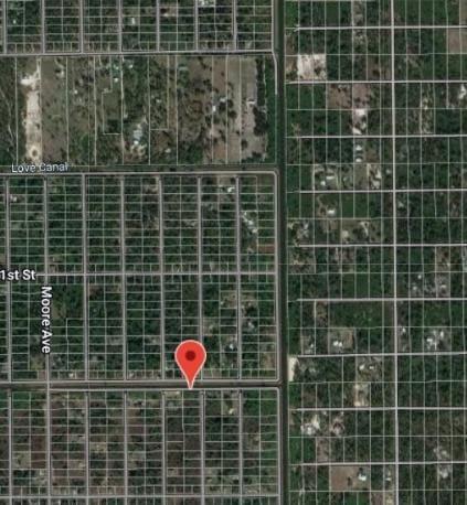 0.5 Acres for Sale in Alva, Florida