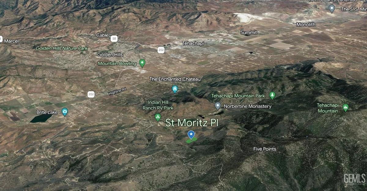 4.94 Acres for Sale in Tehachapi, California