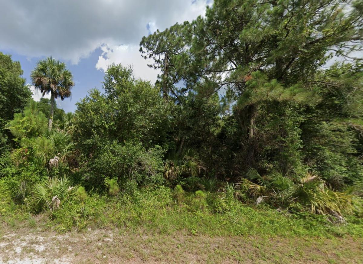 .23 Acres for Sale in North Port, Florida