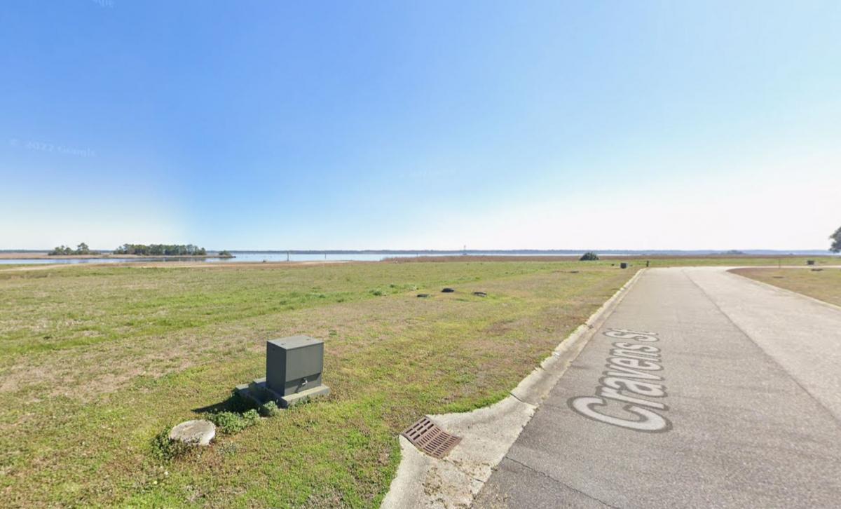 1 Acre in Georgetown South Carolina. Waterfront Community