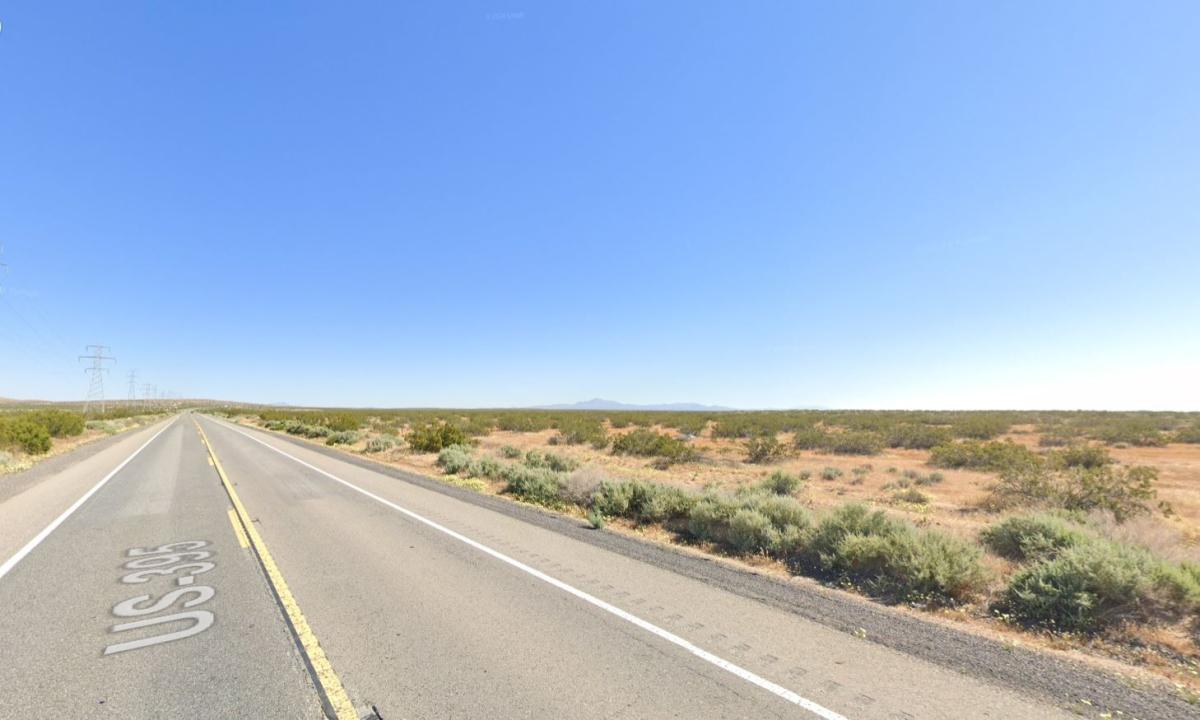 2.23 Acres for Sale in Boron, CA