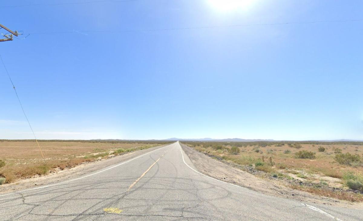 11.11 Acres for Sale in Hi Vista, CA