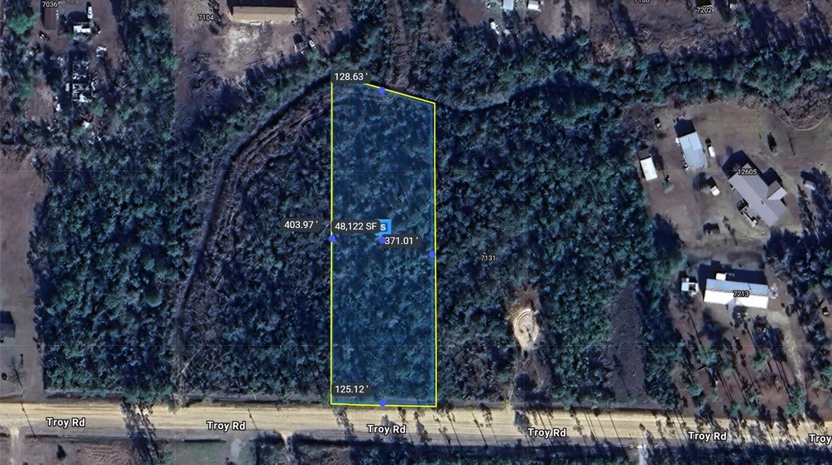 2.4 Acres for Sale in Youngstown, FL