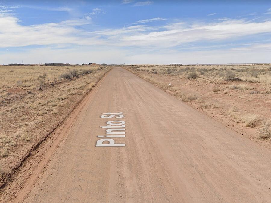 1.32 Acres for Sale in Sun Valley, AZ