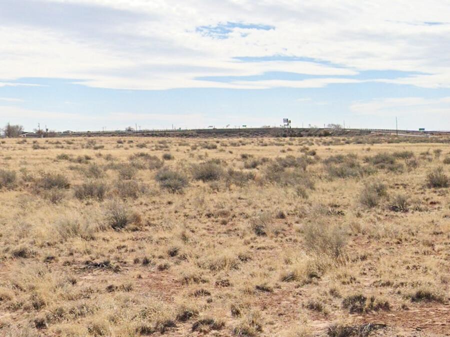 1.32 Acres for Sale in Sun Valley, AZ