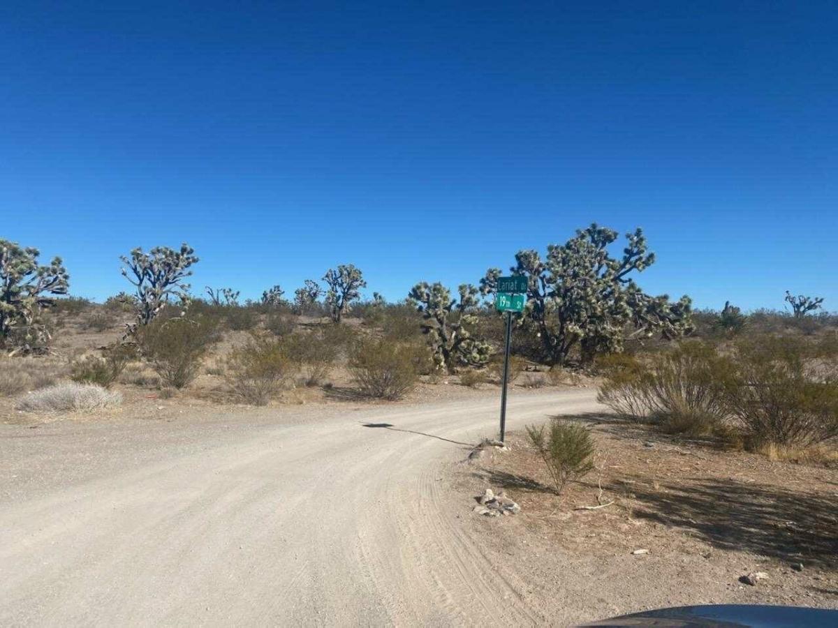 2 Acres for Sale in Dolan Springs, Arizona