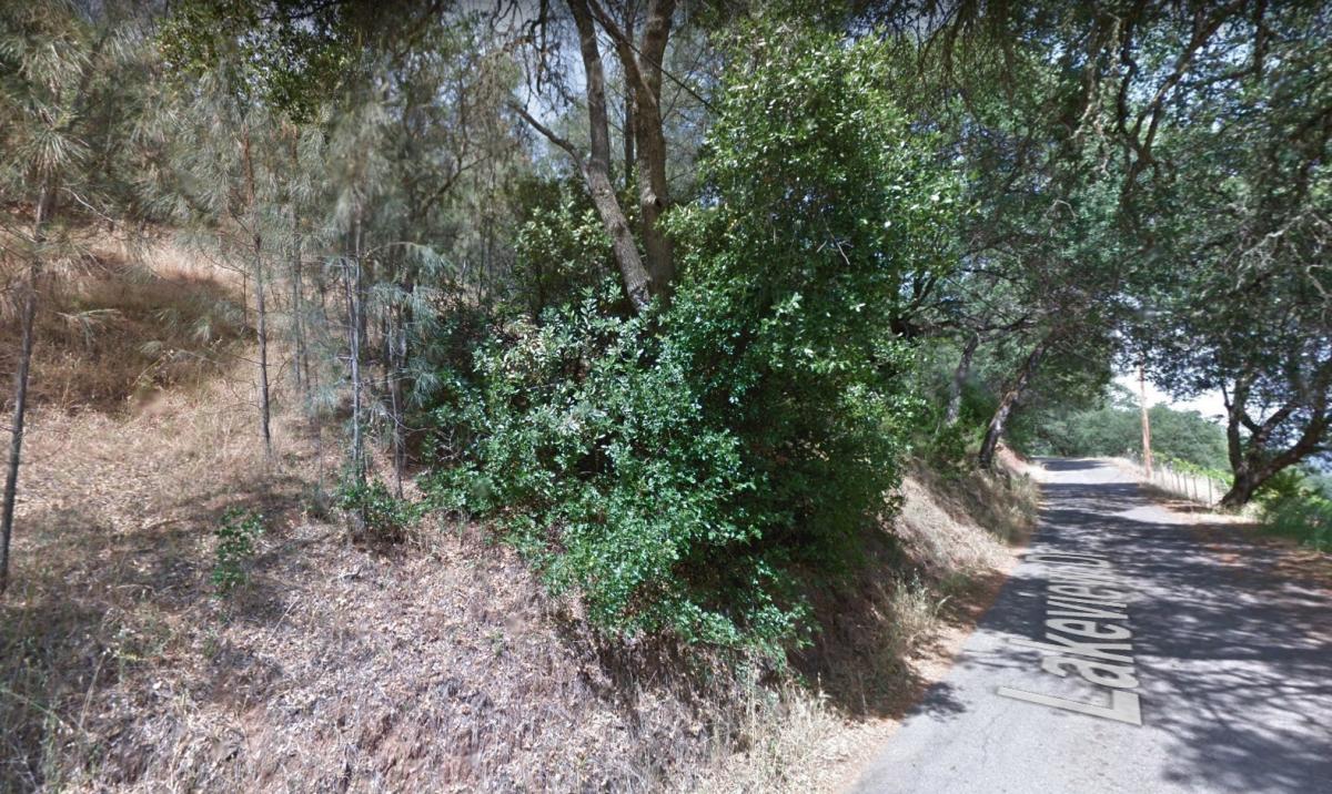 0.12 Acres for Sale in Clearlake Oaks, California