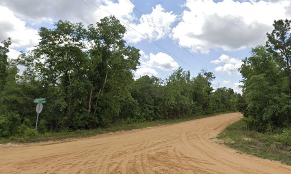8.64 Acres for Sale in Fountain, Florida