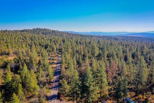 2.32 Acres for Sale in Bonanza, Oregon