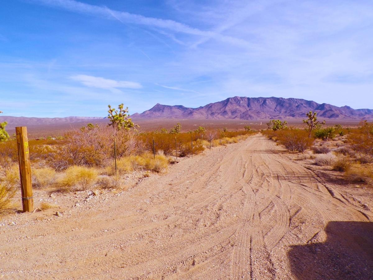 1.02 Acres for Sale in White Hills, Arizona