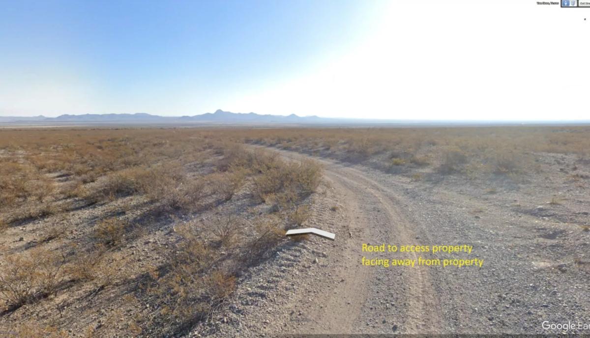 16.65 Acres for Sale in Van Horn, Texas