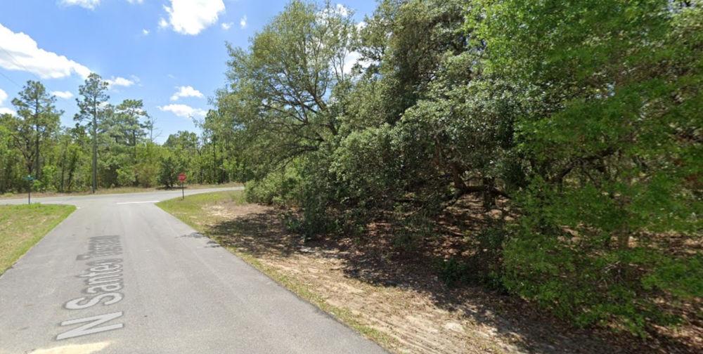 0.41 Acres for Sale in Citrus Springs, Florida