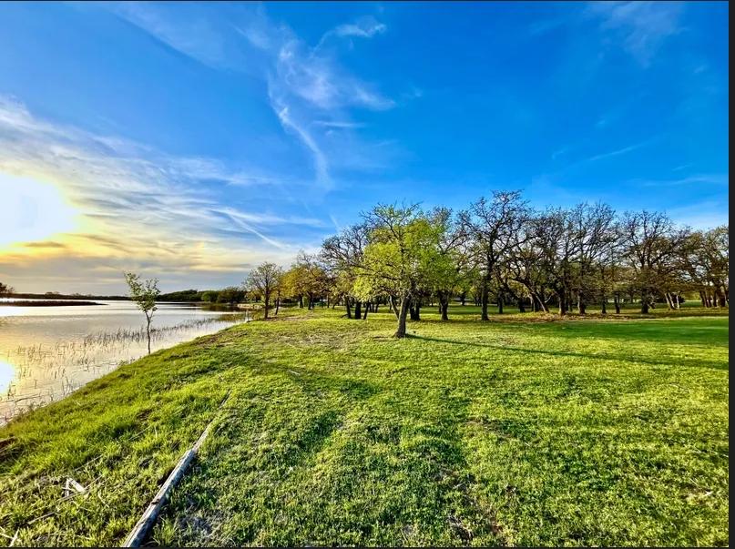 0.26 Acres for Sale in Nocona, Texas