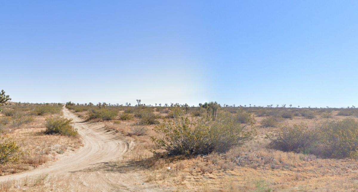 2.58 Acres for Sale in Lancaster, California