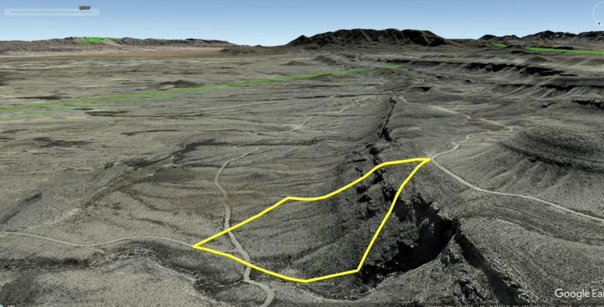 9.84 Acres for Sale in Terlingua, Texas