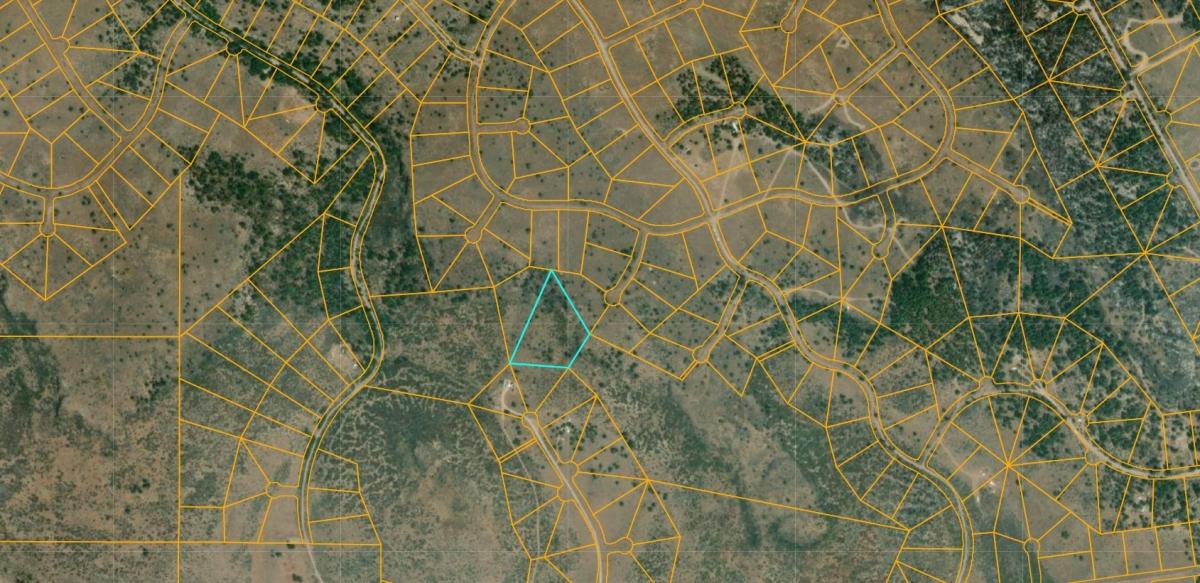 4.20 Acres for Sale in Sprague River, Oregon