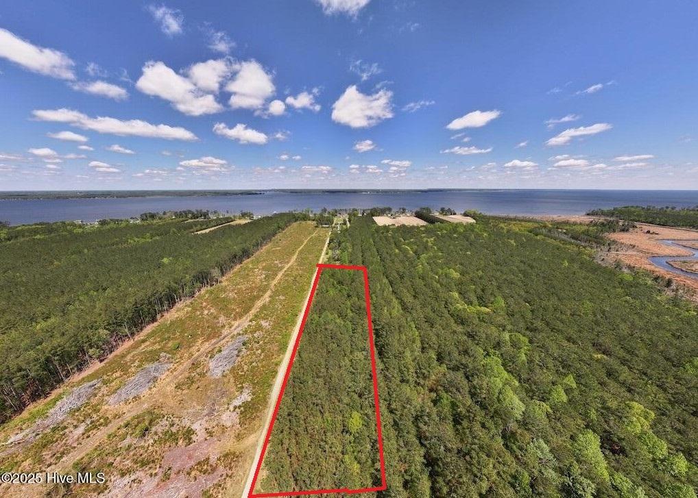 3.36 Acres for Sale in Blounts Creek, North Carolina