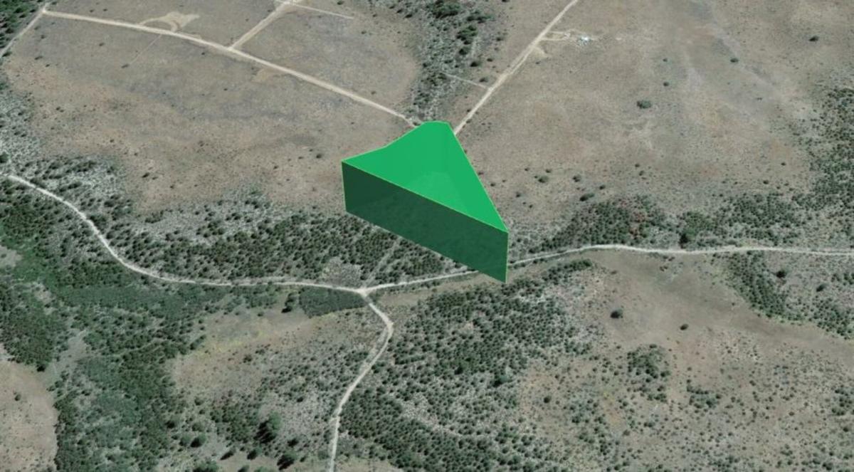 1.90 Acres for Sale in Chiloquin, Oregon