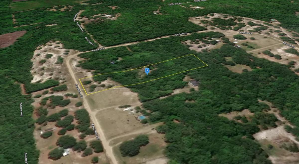 4.2 Acres for Sale in Florahome, Florida