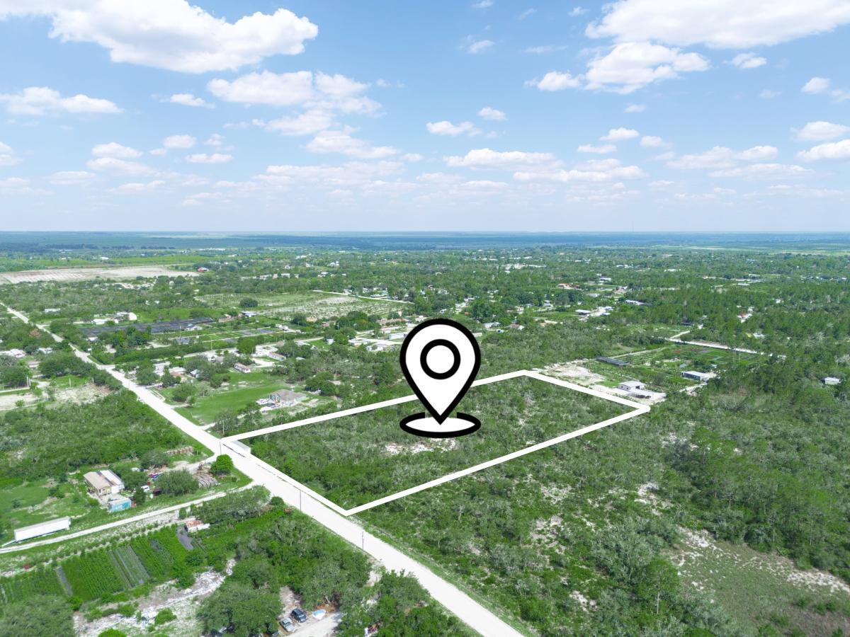 4.8 Acres for Sale in Lake Placid, Florida