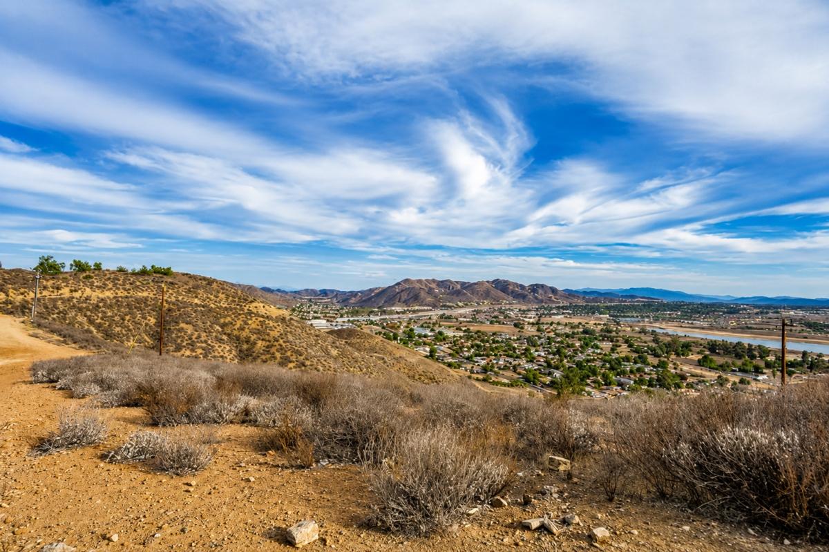 0.20 Acres for Sale in Lake Elsinore, California