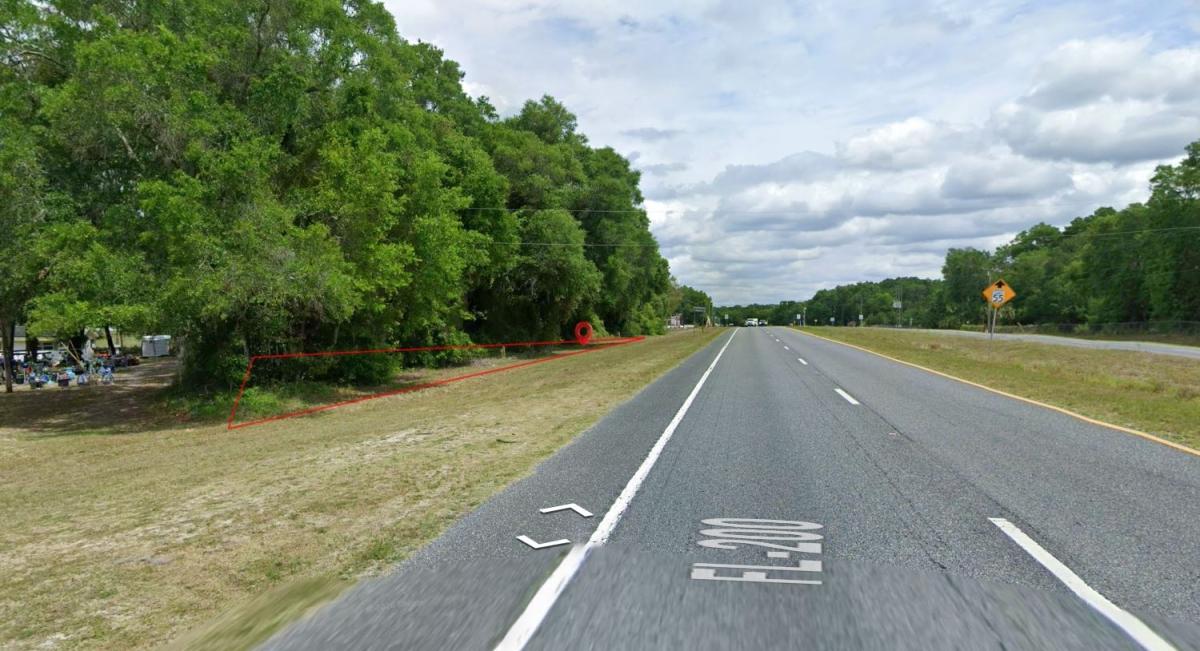 0.84 Acres for Sale in Citra, FL